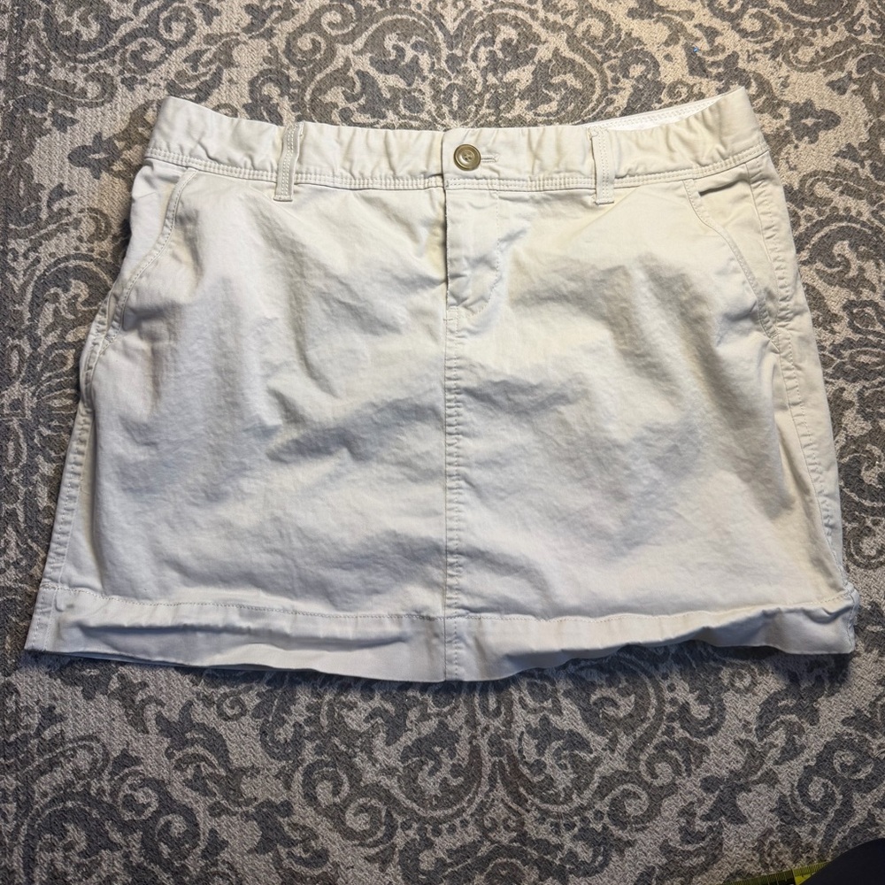 Old Navy Cream Mini Skirt